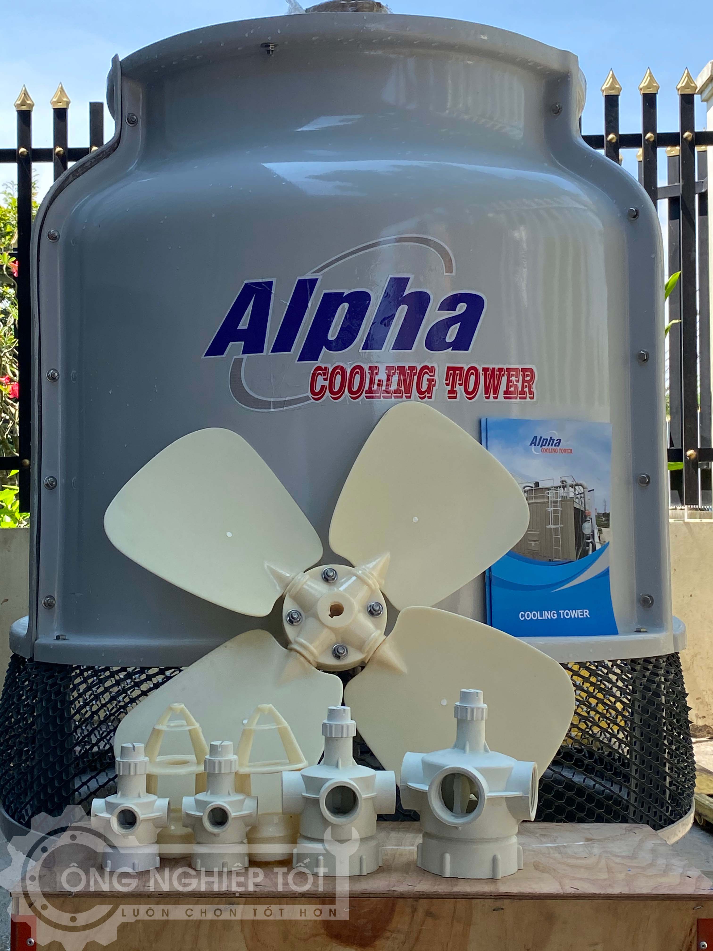 Ảnh chụp cánh quạt và linh kiện